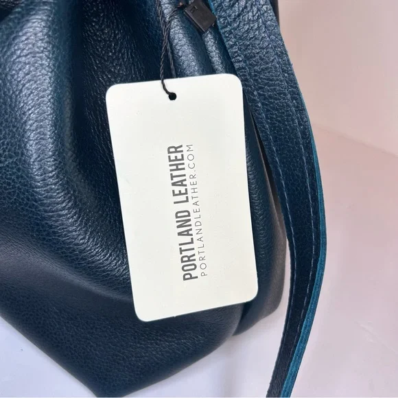 NWT Portland Leather Goods Large Bucket Bag Boreal Leather Crossbody + Tassel - Picture 2 of 16